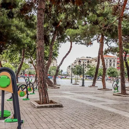 Mini Agora